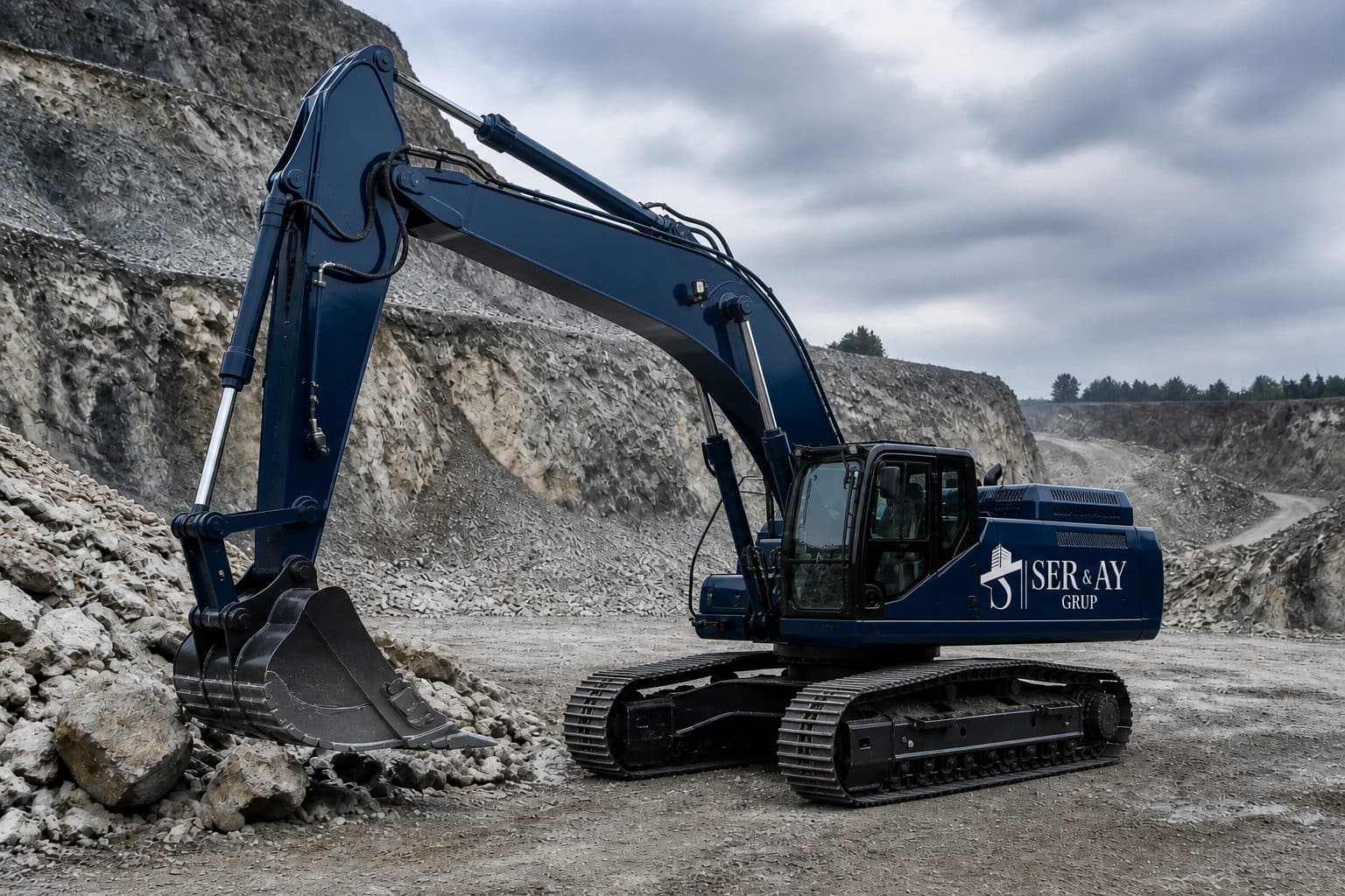 SER & AY GRUP paletli JCB ağır saha makinesi